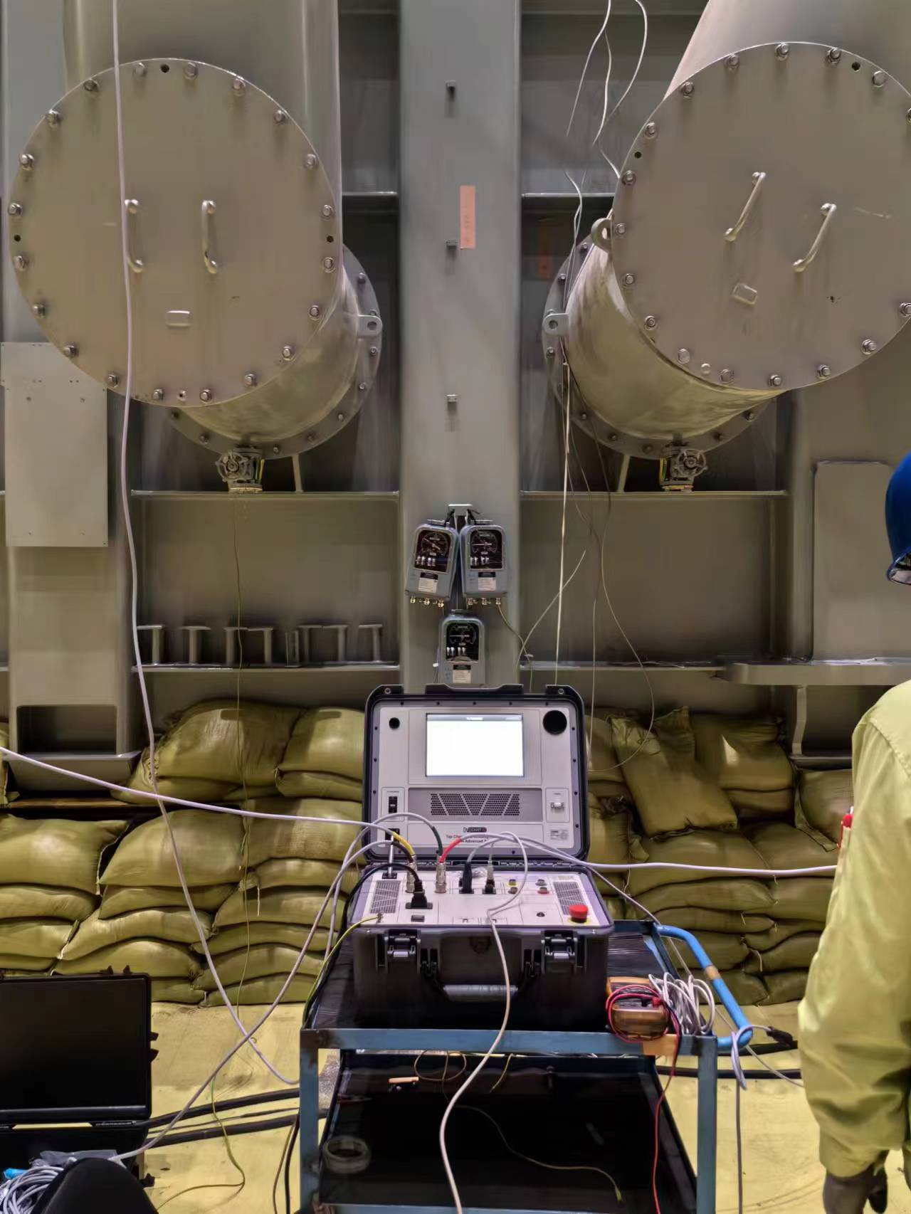 TWA500<a href='http://m.tjjxsd56.com/Cpzx/bianyaqiceshiyi/dvpowertrt.html'>三相變壓器</a>有載分接開關測試儀